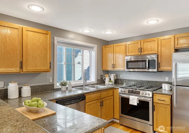 Photo 3 of Townhouse for sale at 8529 Midvale Ave N #C, Seattle, WA 98103 | MLS# NWM2582873 | Listing updated on 2026-10-02