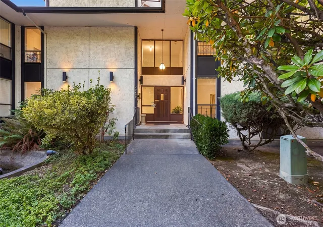Photo 3 of Condo for sale at 19409 56th Avenue W #301, Lynnwood, WA 98036 | MLS# NWM2582877 | Listing updated on 2026-10-02