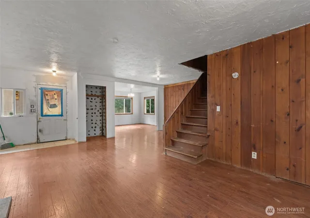 Photo 3 of Single family home for sale at 14629 24th Avenue SW, Burien, WA 98166 | MLS# NWM2582881 | Listing updated on 2026-10-01