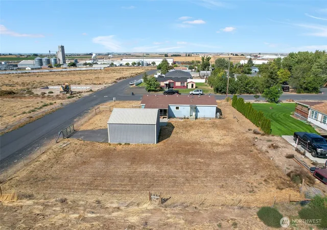 Photo 3 of Manufactured home for sale at 1105 W 4th Avenue, Warden, WA 98857 | MLS# NWM2582895 | Listing updated on 2026-09-28