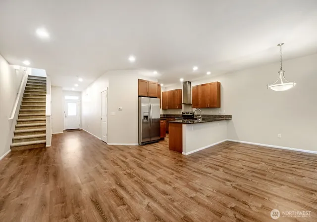 Photo 4 of Townhouse for sale at 2063 S 263rd Street, Des Moines, WA 98198 | MLS# NWM2582896 | Listing updated on 2026-09-26
