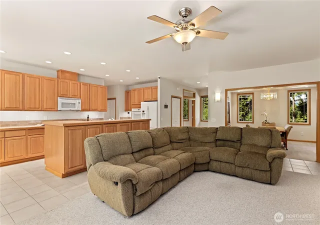 Photo 3 of Single family home for sale at 980 Big Horn Way, Cle Elum, WA 98922 | MLS# NWM2582902 | Listing updated on 2026-09-22