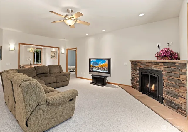 Photo 3 of Single family home for sale at 980 Big Horn Way, Cle Elum, WA 98922 | MLS# NWM2582902 | Listing updated on 2026-09-22