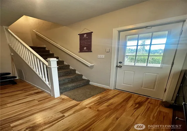 Photo 2 of Single family home for sale at 1100 Hayes St, Aberdeen, WA 98520 | MLS# NWM2582914 | Listing updated on 2026-10-01