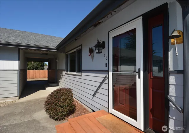 Photo 3 of Condo for sale at 50 Crownview Ln, Sequim, WA 98382 | MLS# NWM2582918 | Listing updated on 2026-10-02