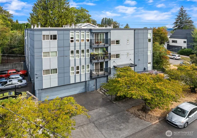 Photo 1 of Condo for sale at 301 22nd Avenue E #1A, Seattle, WA 98112 | MLS# NWM2582934 | Listing updated on 2026-09-17
