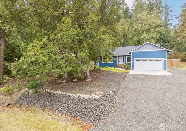 Photo 2 of Single family home for sale at 86 Rainier Ln, Port Ludlow, WA 98365 | MLS# NWM2582945 | Listing updated on 2026-09-25