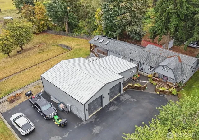 Photo 1 of Sale Pending at 6513 Waller Rd E, Tacoma, WA 98443 | MLS# NWM2582949 | Listing updated on 2026-09-22