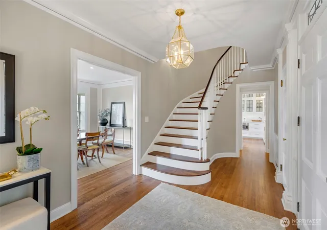Photo 3 of Single family home for sale at 700 Mcgilvra Blvd E, Seattle, WA 98112 | MLS# NWM2582956 | Listing updated on 2026-09-23