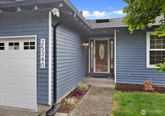 Photo 2 of Single family home for sale at 25340 36th Place S, Kent, WA 98032 | MLS# NWM2582995 | Listing updated on 2026-10-02