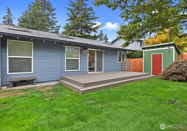 Photo 3 of Single family home for sale at 25340 36th Place S, Kent, WA 98032 | MLS# NWM2582995 | Listing updated on 2026-10-02