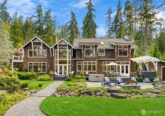Photo 2 of Single family home for sale at 10374 Ne Country Clb Rd, Bainbridge Island, WA 98110 | MLS# NWM2583010 | Listing updated on 2026-09-25