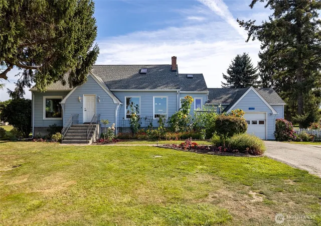 Photo 3 of Single family home for sale at 15957 Kamb Rd, Mount Vernon, WA 98273 | MLS# NWM2583018 | Listing updated on 2026-09-26