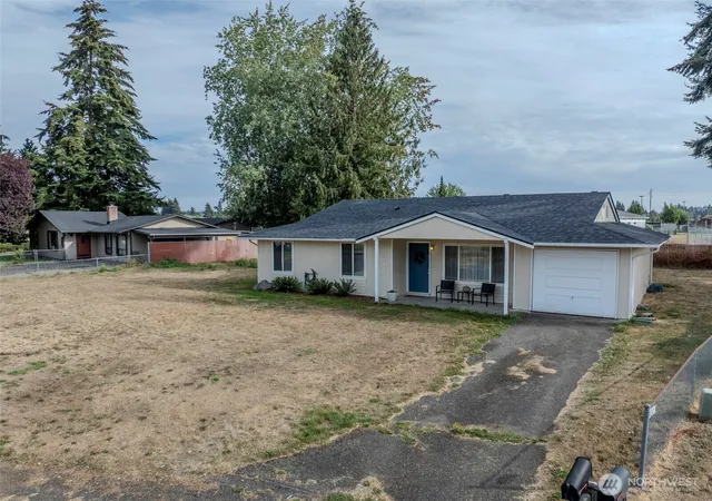 Photo 3 of Single family home for sale at 3632 Kristam Pl, Centralia, WA 98531 | MLS# NWM2583022 | Listing updated on 2026-09-17