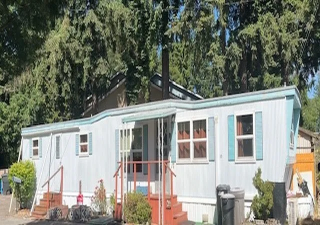 Manufactured home for sale at 7614 NE Bothell Way #17, Kenmore, WA 98028 | MLS# NWM2583034