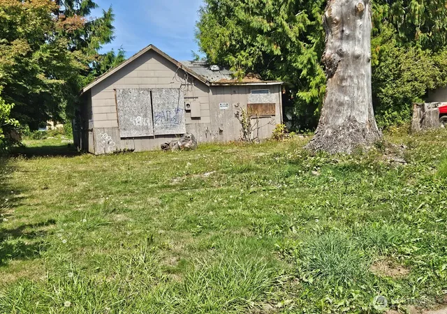 Photo 1 of Single family home for sale at 911 Miller St, Kelso, WA 98626 | MLS# NWM2583035 | Listing updated on 2026-09-25
