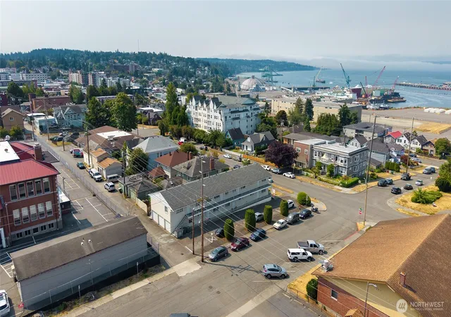 Photo 4 of Multi family home for sale at 2501 Rucker Ave, Everett, WA 98201 | MLS# NWM2583036 | Listing updated on 2026-09-22