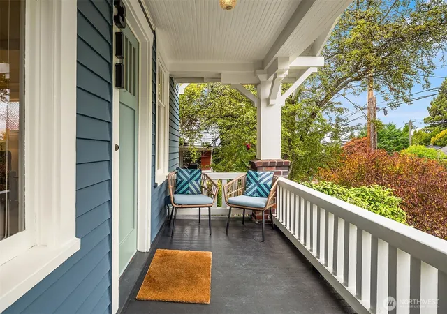 Photo 2 of Single family home for sale at 311 N 47th Street, Seattle, WA 98103 | MLS# NWM2583037 | Listing updated on 2026-09-30