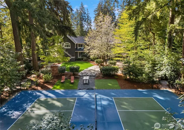 Photo 3 of Single family home for sale at 10444 Se 22nd Street, Bellevue, WA 98004 | MLS# NWM2583041 | Listing updated on 2026-09-25