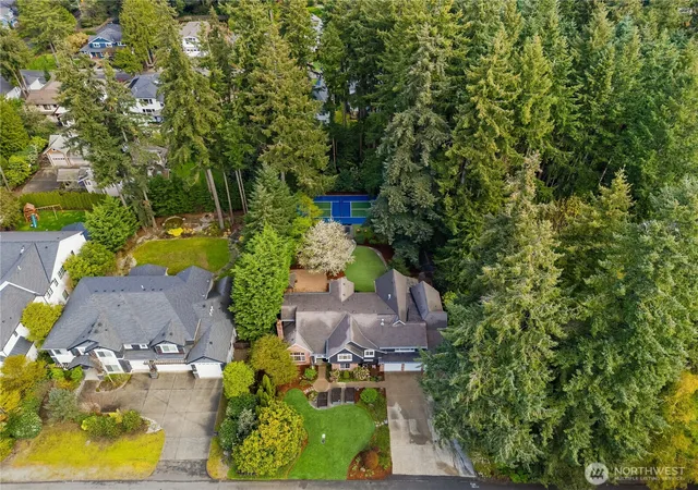 Photo 3 of Single family home for sale at 10444 SE 22nd Street, Bellevue, WA 98004 | MLS# NWM2583041 | Listing updated on 2026-09-25