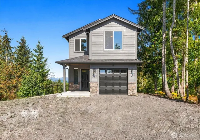 Photo 1 of Single family home for sale at 421 W Satsop Dr, Elma, WA 98541 | MLS# NWM2583055 | Listing updated on 2026-09-30