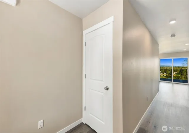 Photo 3 of Single family home for sale at 421 W Satsop Dr, Elma, WA 98541 | MLS# NWM2583055 | Listing updated on 2026-09-30