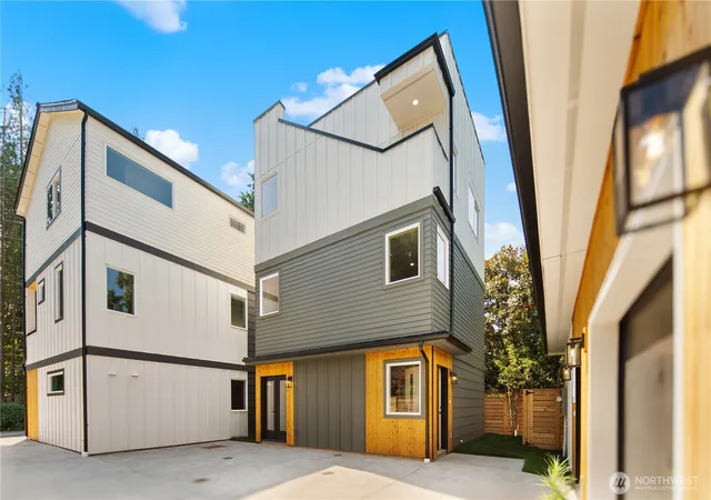 Photo 1 of Townhouse for sale at 2652 Nw B 95th St, Seattle, WA 98117 | MLS# NWM2583074 | Listing updated on 2026-09-30