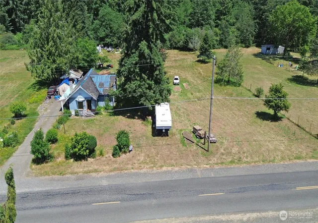 Single family home for sale at 5 Elma Gate Rd, Oakville, WA 98568 | MLS# NWM2583076