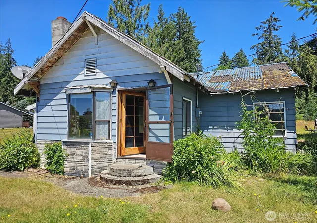 Photo 2 of Single family home for sale at 5 Elma Gate Rd, Oakville, WA 98568 | MLS# NWM2583076 | Listing updated on 2026-09-21