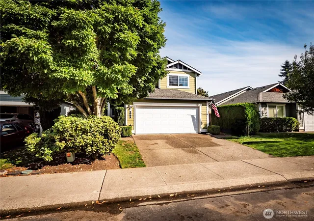 Photo 2 of Single family home for sale at 8028 Andover Ln Se, Tumwater, WA 98501 | MLS# NWM2583078 | Listing updated on 2026-09-24