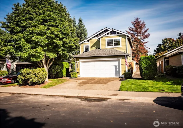 Photo 3 of Single family home for sale at 8028 Andover Ln Se, Tumwater, WA 98501 | MLS# NWM2583078 | Listing updated on 2026-09-24