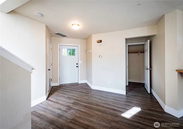 Photo 3 of Single family home for sale at 8028 Andover Ln SE, Tumwater, WA 98501 | MLS# NWM2583078 | Listing updated on 2026-09-24