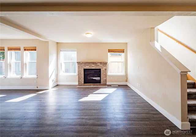 Photo 4 of Single family home for sale at 8028 Andover Ln SE, Tumwater, WA 98501 | MLS# NWM2583078 | Listing updated on 2026-09-24