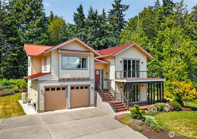 Photo 1 of Single family home for sale at 4402 East Ave, Anacortes, WA 98221 | MLS# NWM2583085 | Listing updated on 2026-09-30