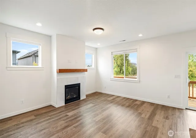 Photo 3 of Sale Pending at 7013 N Madison Cir, Ridgefield, WA 98642 | MLS# NWM2583099 | Listing updated on 2026-09-26