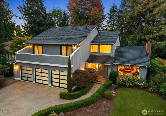 Photo 2 of Single family home for sale at 10 Tulalip Ky, Bellevue, WA 98006 | MLS# NWM2583103 | Listing updated on 2026-09-21