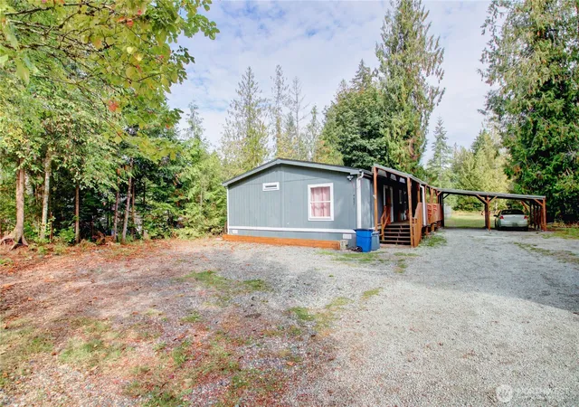 Photo 3 of Manufactured home for sale at 46221 Baker Dr, Concrete, WA 98237 | MLS# NWM2583116 | Listing updated on 2026-09-30