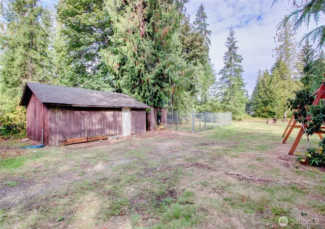 Photo 3 of Manufactured home for sale at 46221 Baker Dr, Concrete, WA 98237 | MLS# NWM2583116 | Listing updated on 2026-09-30