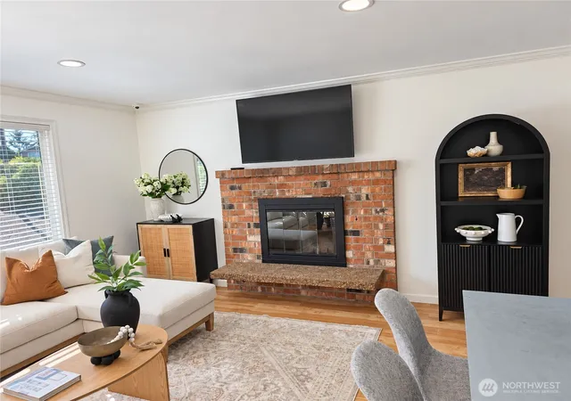 Photo 2 of Sale Pending at 2209 24th Avenue Se, Puyallup, WA 98374 | MLS# NWM2583117 | Listing updated on 2026-09-23