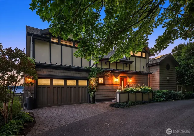 Photo 40 of Single family home for sale at 10411 Maplewood Pl SW, Seattle, WA 98146 | MLS# NWM2583118 | Listing updated on 2026-10-15