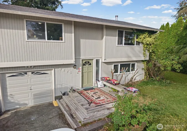 Photo 3 of Single family home for sale at 4825 221st Street E, Spanaway, WA 98387 | MLS# NWM2583127 | Listing updated on 2026-10-01