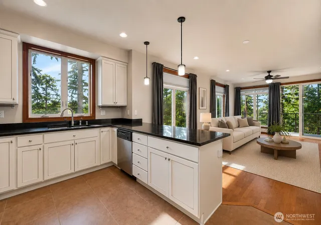 Photo 4 of Condo for sale at 7714 Birch Bay Dr #311, Blaine, WA 98230 | MLS# NWM2583135 | Listing updated on 2026-09-20
