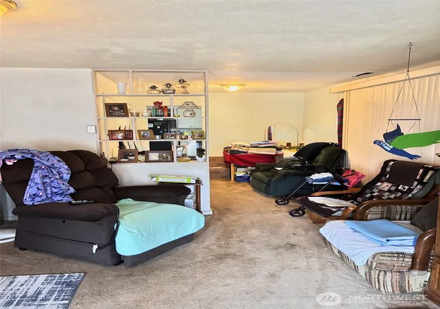 Photo 3 of Single family home for sale at 4134 W M St, Bremerton, WA 98312 | MLS# NWM2583137 | Listing updated on 2026-09-17