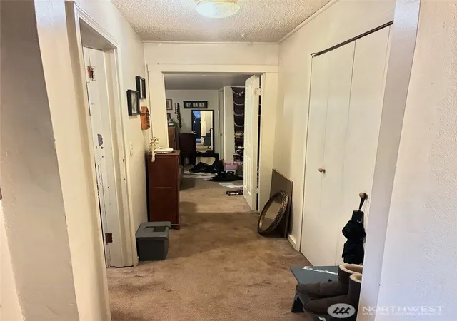 Photo 4 of Single family home for sale at 4134 W M St, Bremerton, WA 98312 | MLS# NWM2583137 | Listing updated on 2026-09-17