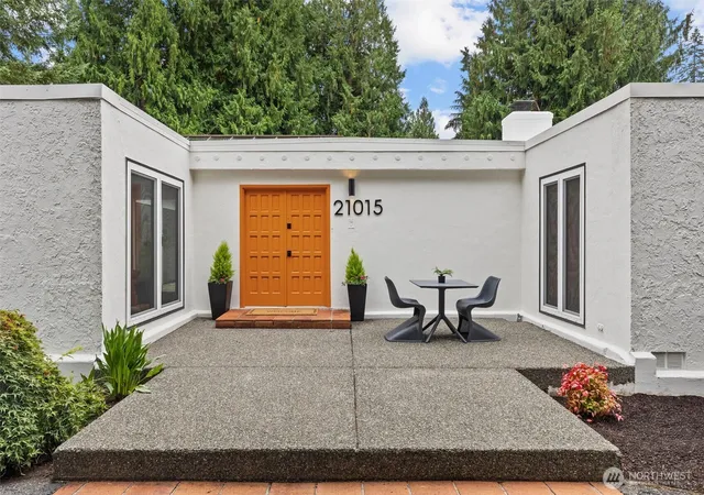 Photo 1 of Sale Pending at 21015 Ne 11th Street, Sammamish, WA 98074 | MLS# NWM2583152 | Listing updated on 2026-09-22
