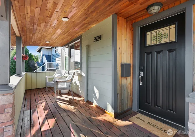 Photo 4 of Sale Pending at 3924 SW Holden St, Seattle, WA 98136 | MLS# NWM2583159 | Listing updated on 2026-09-23