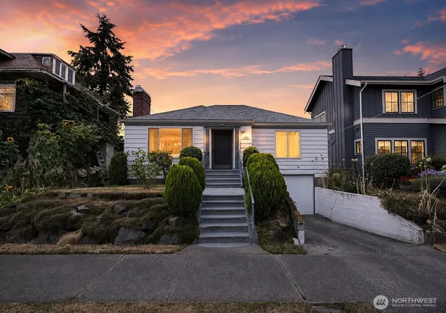 Photo 2 of Sale Pending at 136 Ne 58th Street, Seattle, WA 98105 | MLS# NWM2583161 | Listing updated on 2026-09-22