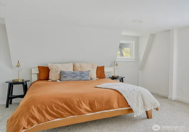 Photo 4 of Single family home for sale at 41 E Alderney St, Union, WA 98592 | MLS# NWM2583162 | Listing updated on 2026-09-17