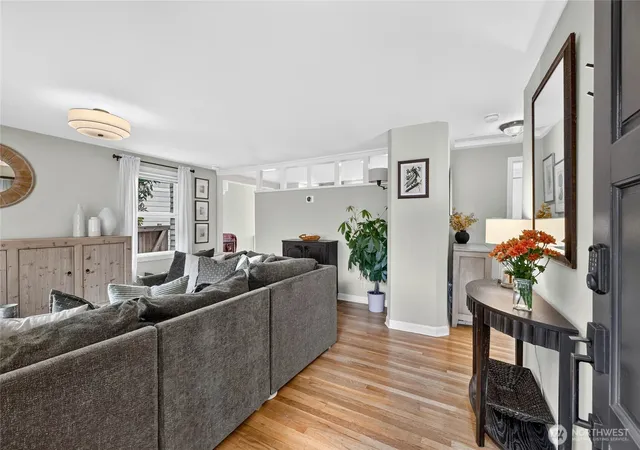 Photo 3 of Sale Pending at 3826 Belvidere Ave Sw, Seattle, WA 98126 | MLS# NWM2583165 | Listing updated on 2026-09-30