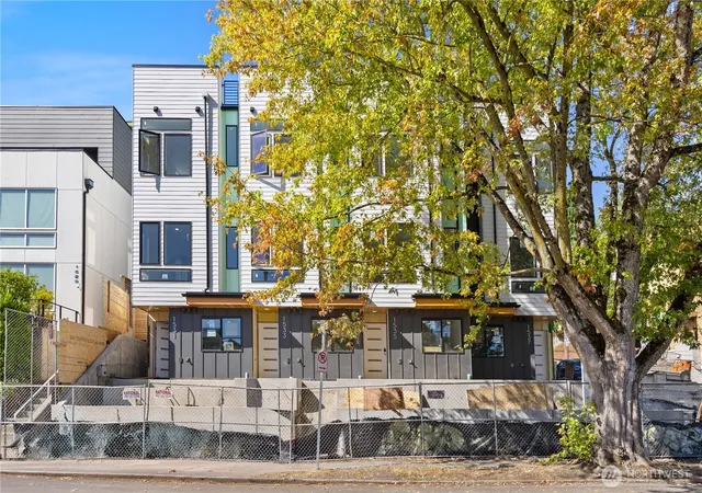 Townhouse for sale at 1535 19th Avenue, Seattle, WA 98122 | MLS# NWM2583171 | Listing updated on 2026-10-09